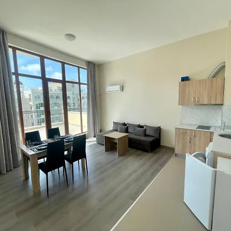 公寓 Nereya Palace 帕莫瑞